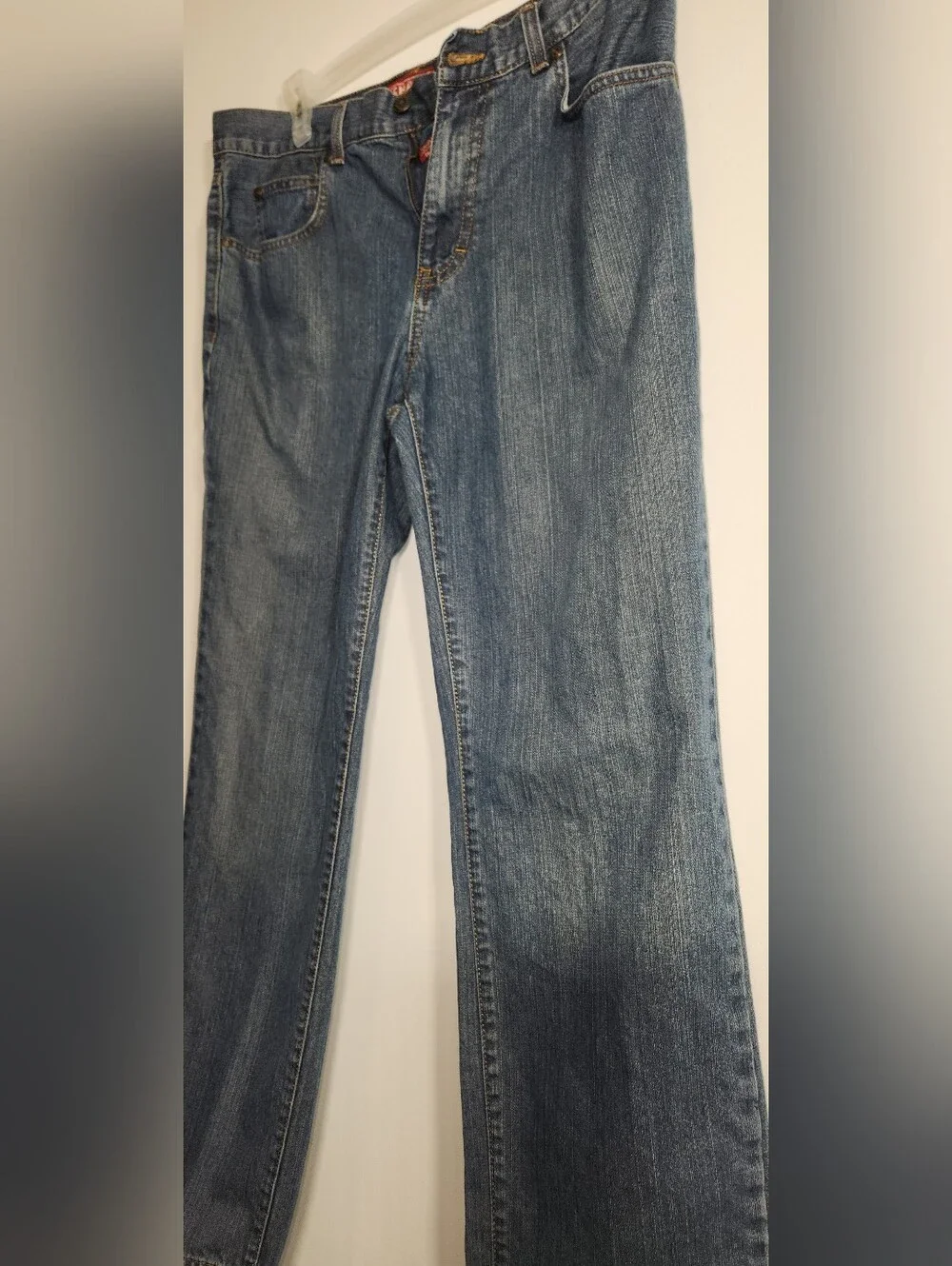 Chaps Blue Denim Straight-Leg Jeans 34/30. Nice
